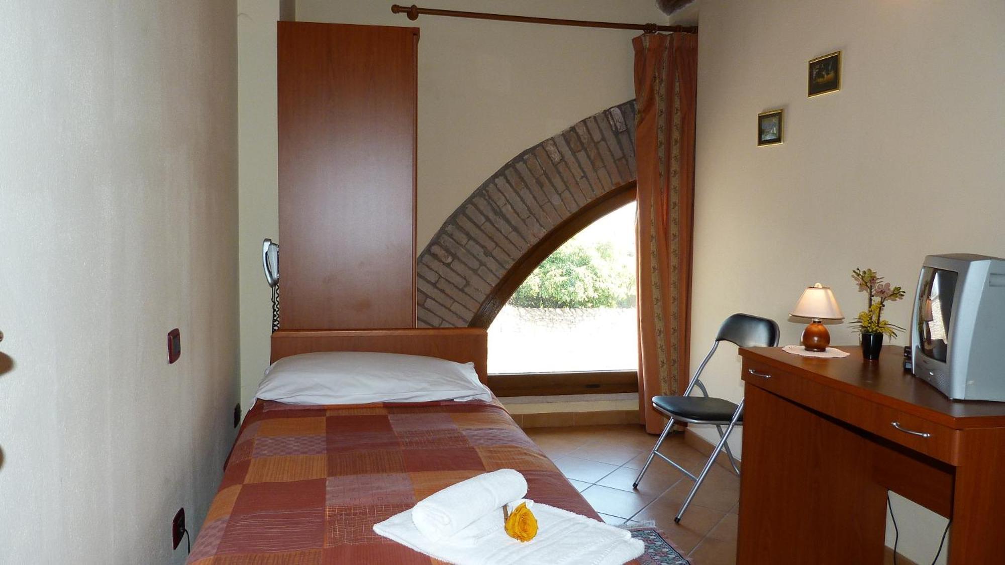 Agriturismo Ai Due Volti Dossobuono Habitación foto